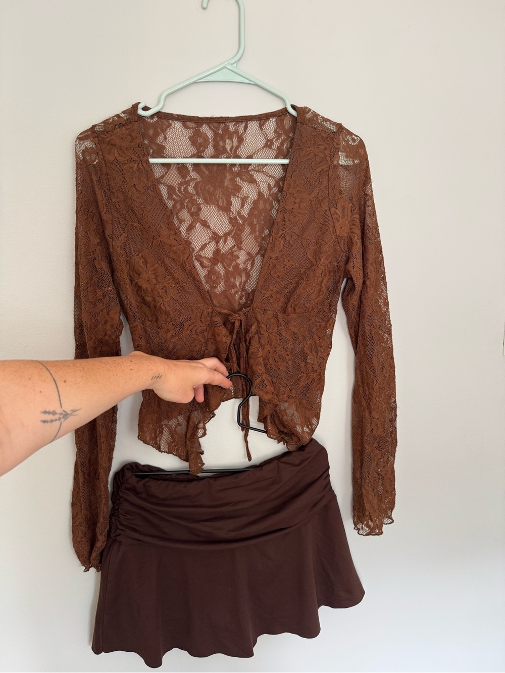 Brown Lace & Stretchy Skirt Set